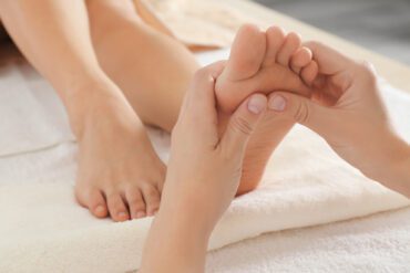 Nacken-Schulter-Rückenmassage